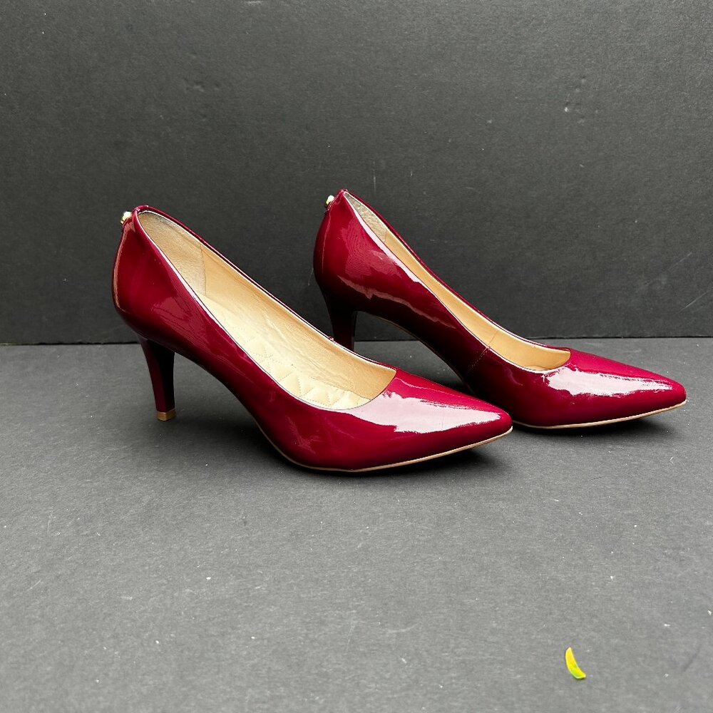Jorge Bischoff shoes Plum or wine colored patent leather heels Size 6